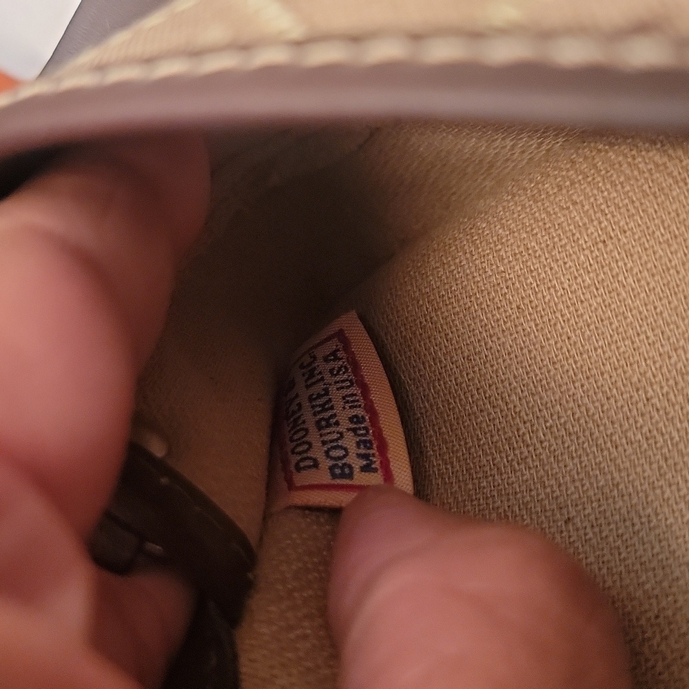 Dooney & Bourke - Picture 5 of 5